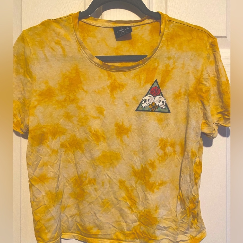 Yellow Empyre T- shirt 💛💀